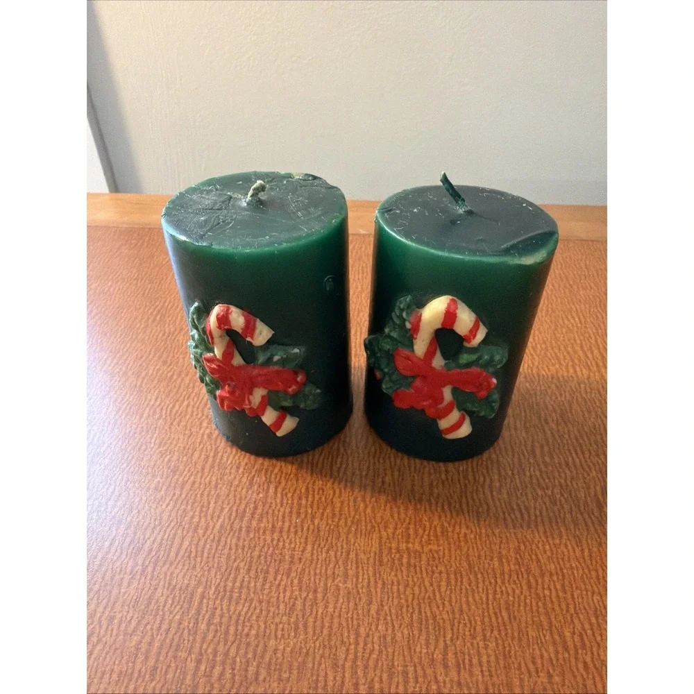 Vtg Pair Christmas Small Green Pillar Candles  Candy Canes 3